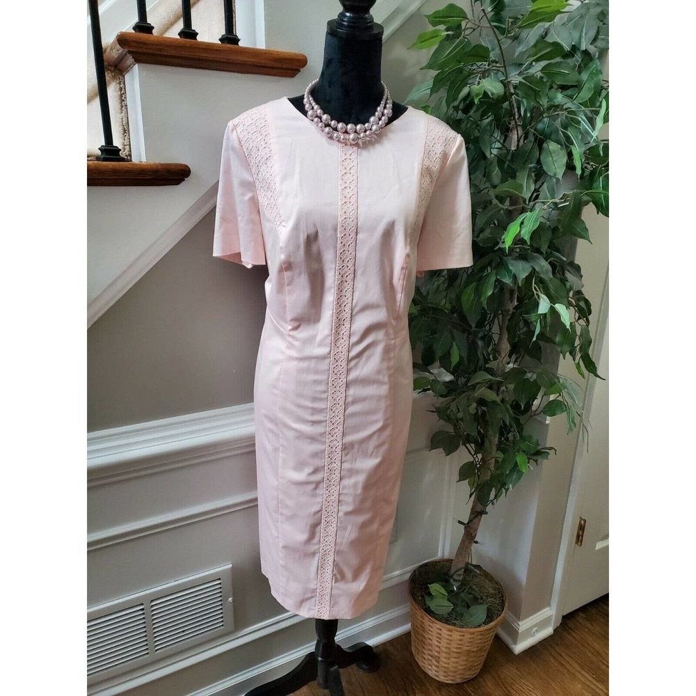 Bloomingdale's Basler Women's Pink Round Neck Short‎ Sleeve Knee Length Dress